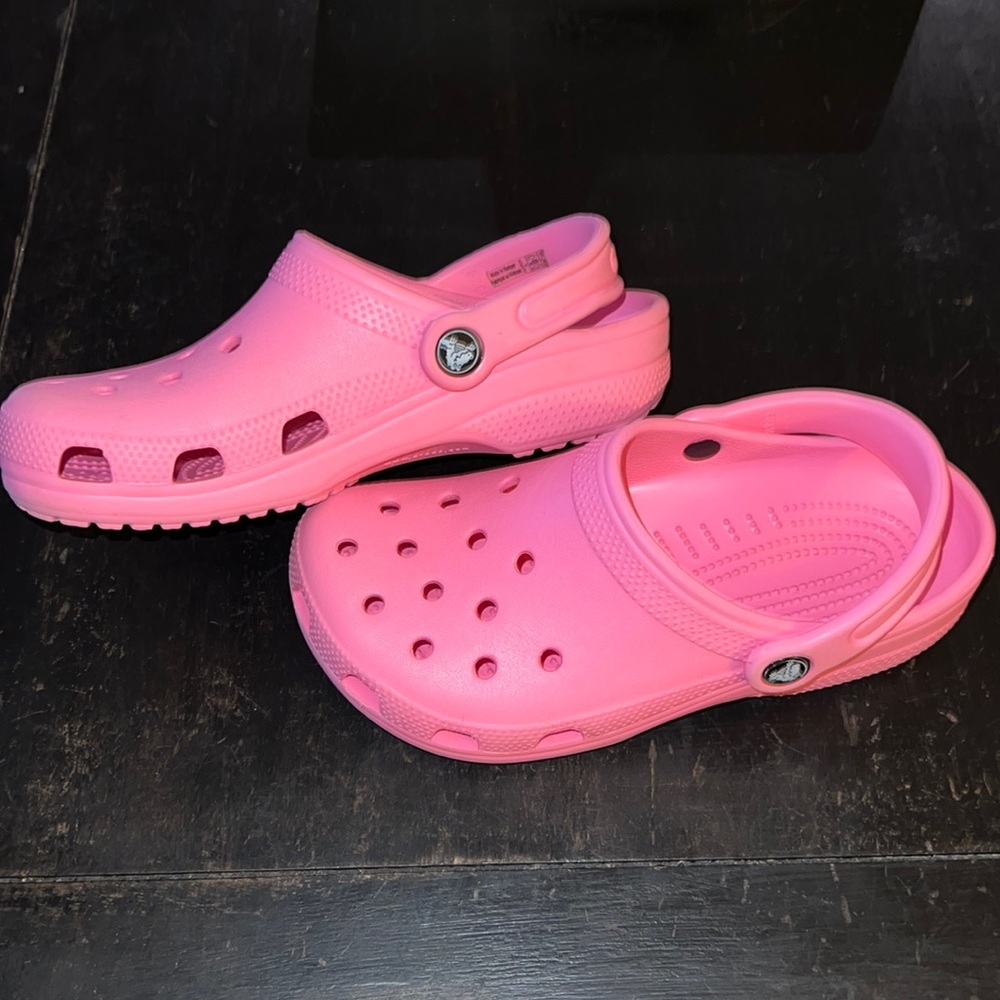 Crocs girls size 3